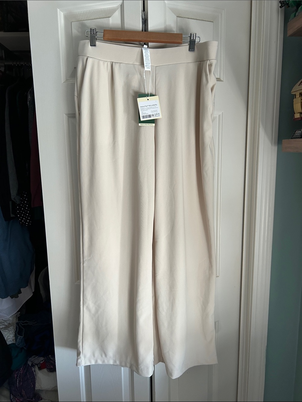 Halara Flex™ High Waisted Body Sculpt Waist-Slimming Pocket Wide XL Oat Milk